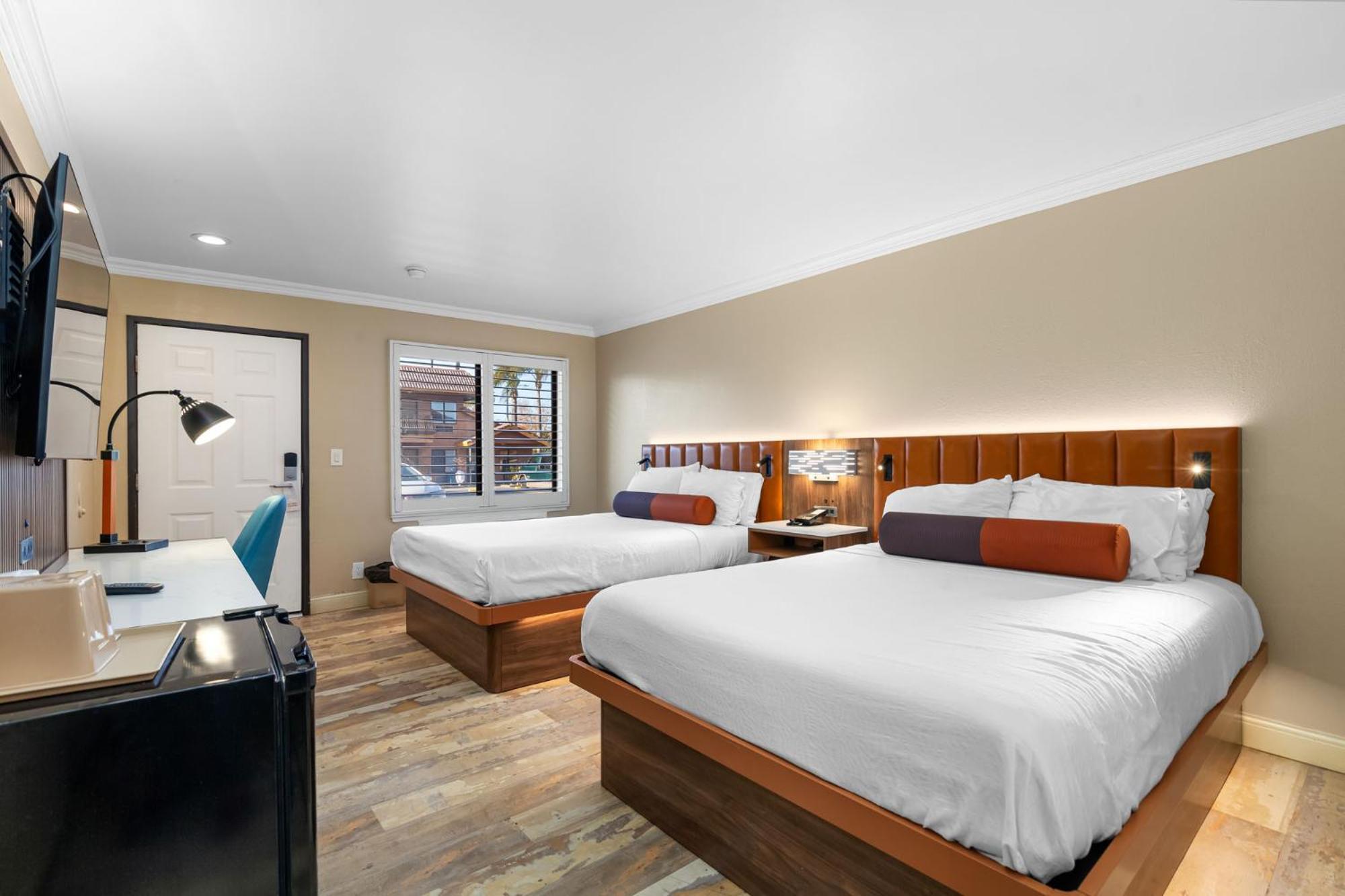 Santa Clarita Motel - Near Six Flags Magic Mountain - Valencia Екстер'єр фото